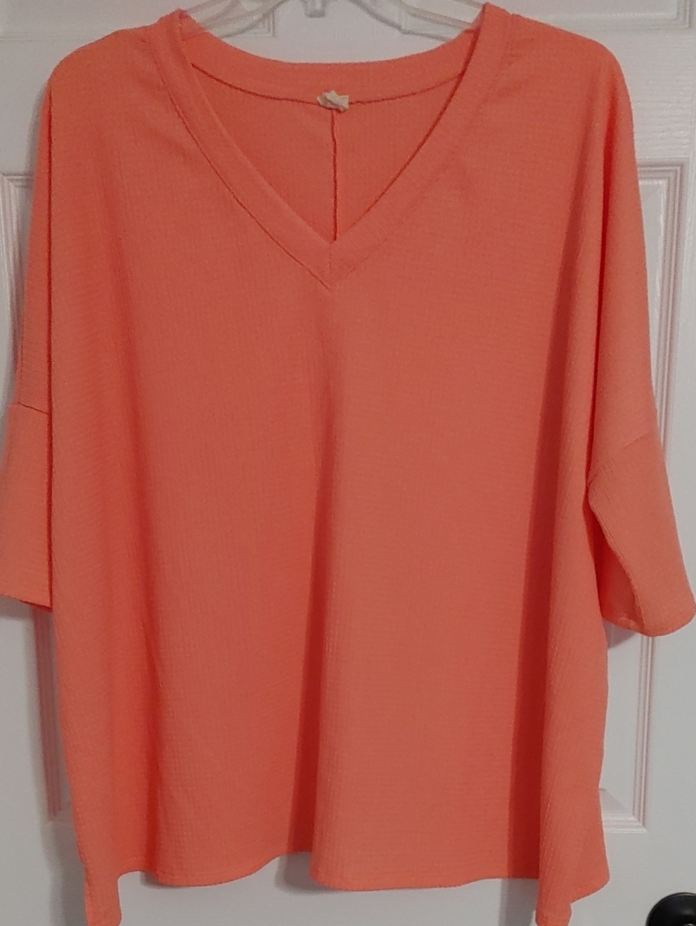 Coral Textured 3X-4X Women's V-Neck Short Sleeve Top Lightweight & Casual